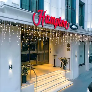 Hotel Hampton By Hilton Old