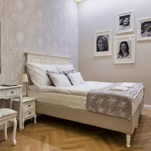 https://serenity-boutique-budapest.inbudapesthotels.com