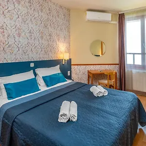 https://corvin-hotel-budapest-residence-angyal-utca-26.inbudapesthotels.com