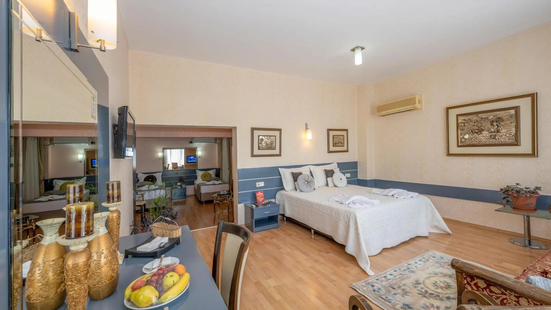 Grand Ons Hotel Istanboel